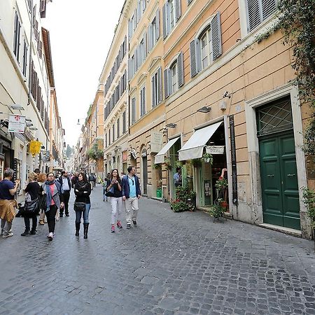 Domus Croce Bed & Breakfast Rome Bagian luar foto